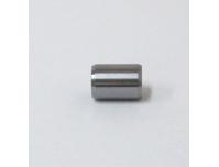 Image of Cylinder head cover to Cylinder head locating pin