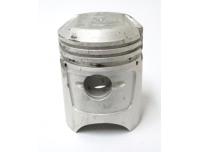 Image of Piston, 0.75mm over size (From Frame No. C100 270557 to C100 S096605)