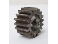 Image of Primary drive gear (From frame number ST70-137314 to ST70-145489)