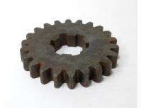 Image of Gearbox Countershaft top gear (From frame no. C110-218192 to C110-493417)